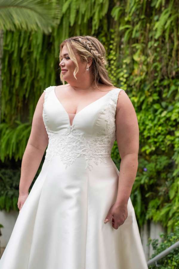 CAZSTYK Collana girocollo con fiore regolabile con rosa per donne