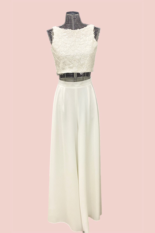Mr e Mrs sposa e sposo sedia segno per matrimonio rustico corona